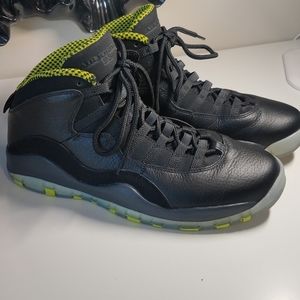 Jordan 10's